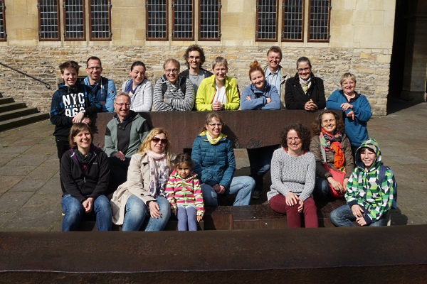Gruppenfoto am Rathaus